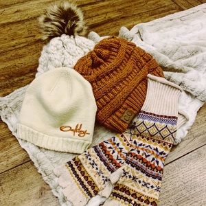 Winter bundle! Three beanies and fingerless gloves